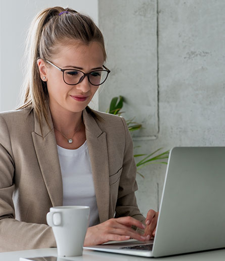 Why businesses choose Logic8 for AI solutions